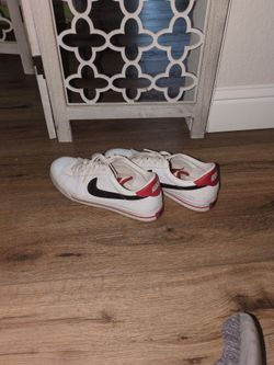 Nike Sweet Classic Leather 318333-107 Men's Tennis Shoes Size 9