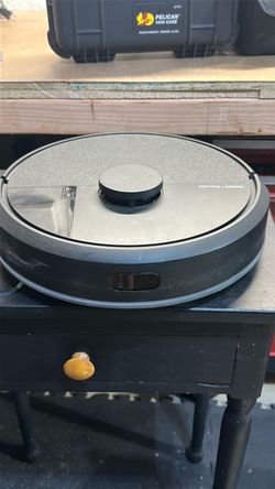 Roomba dry vacuum