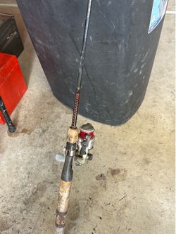 Ugly Stik 6’6” fishing pole