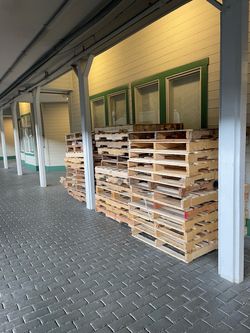 Free Pallets