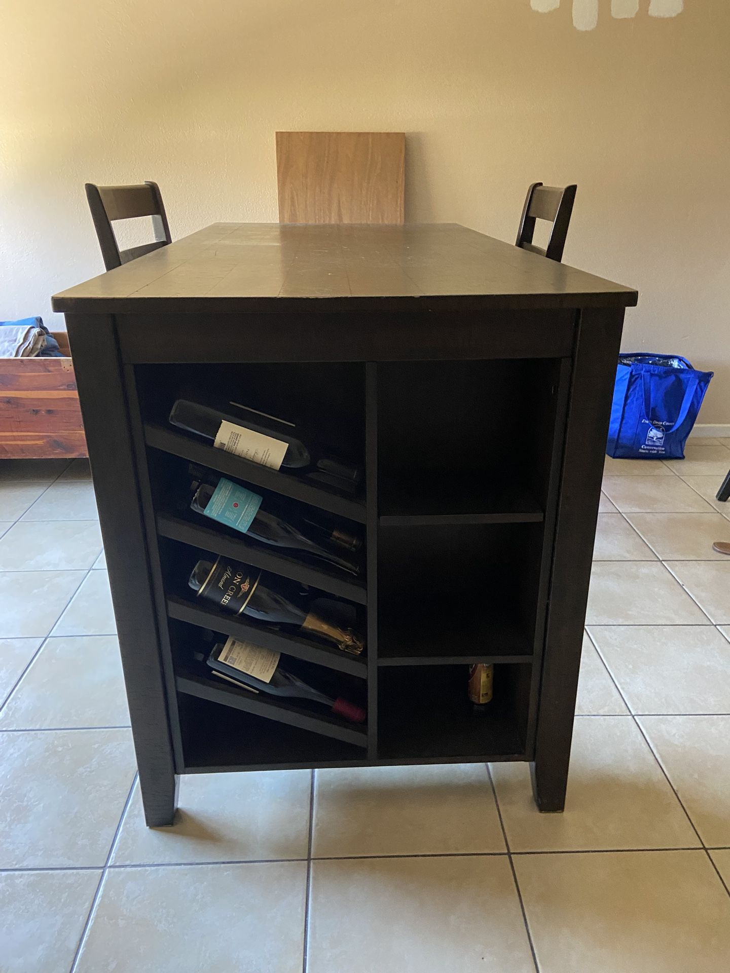 Kitchen Table + Bar Stools