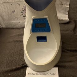 Pet feeder intelligent automatic honey guardian model A25 programmable Built in Voice Recorder Remorable to Cean and Wash the Food Hopper and Speaker: