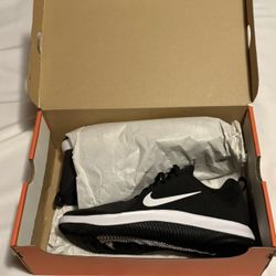 Nike FLY BY LOW  Athletic Shoe 908973 001 Black White Mens Size 8
