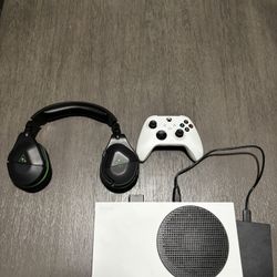 Xbox Series S (Bundle)