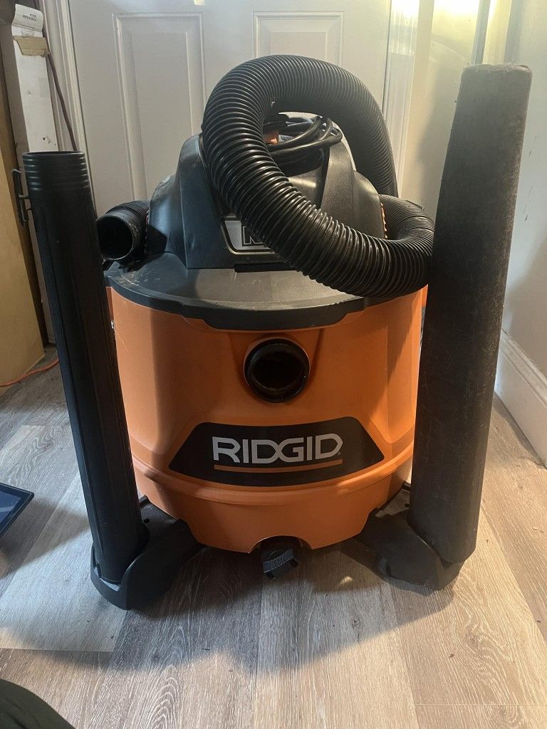 Rigid Model1400D Dry/Wet vac