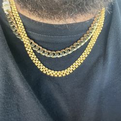 18k Gold Chain 