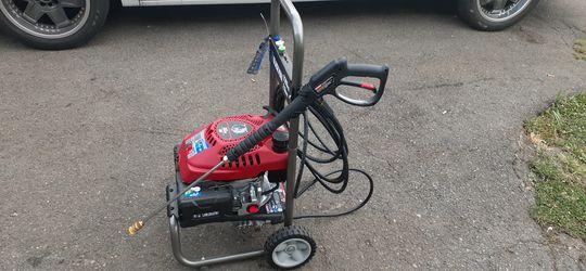 Black Max Pressure Washer