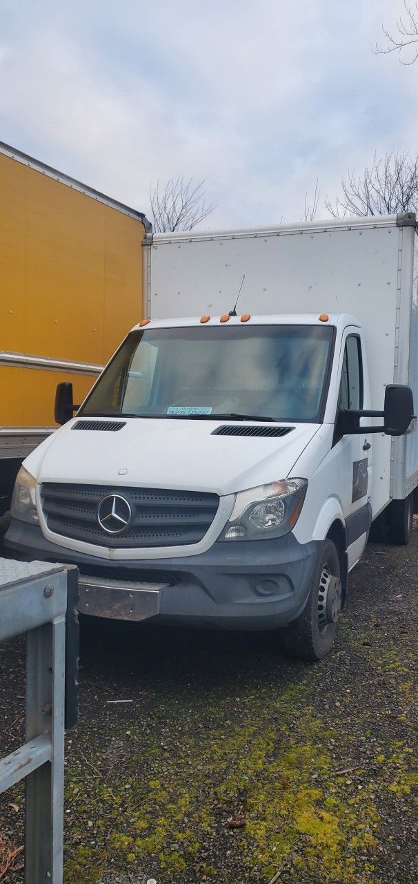 2014 Mercedez Benz Sprinter 3500