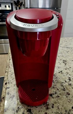 Keurig K-Compact Single-Serve K-Cup Pod Coffee Maker, Red