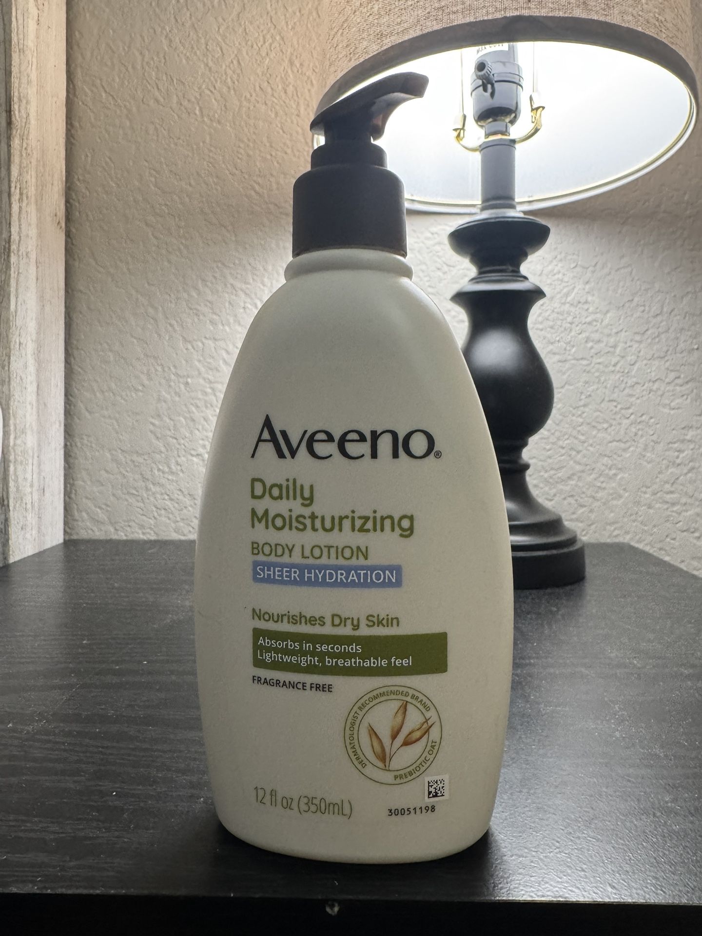 Aveeno Sheer Hydration Daily Moisturizing Body Lotion