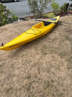 America Yellow Kayak with Paddle