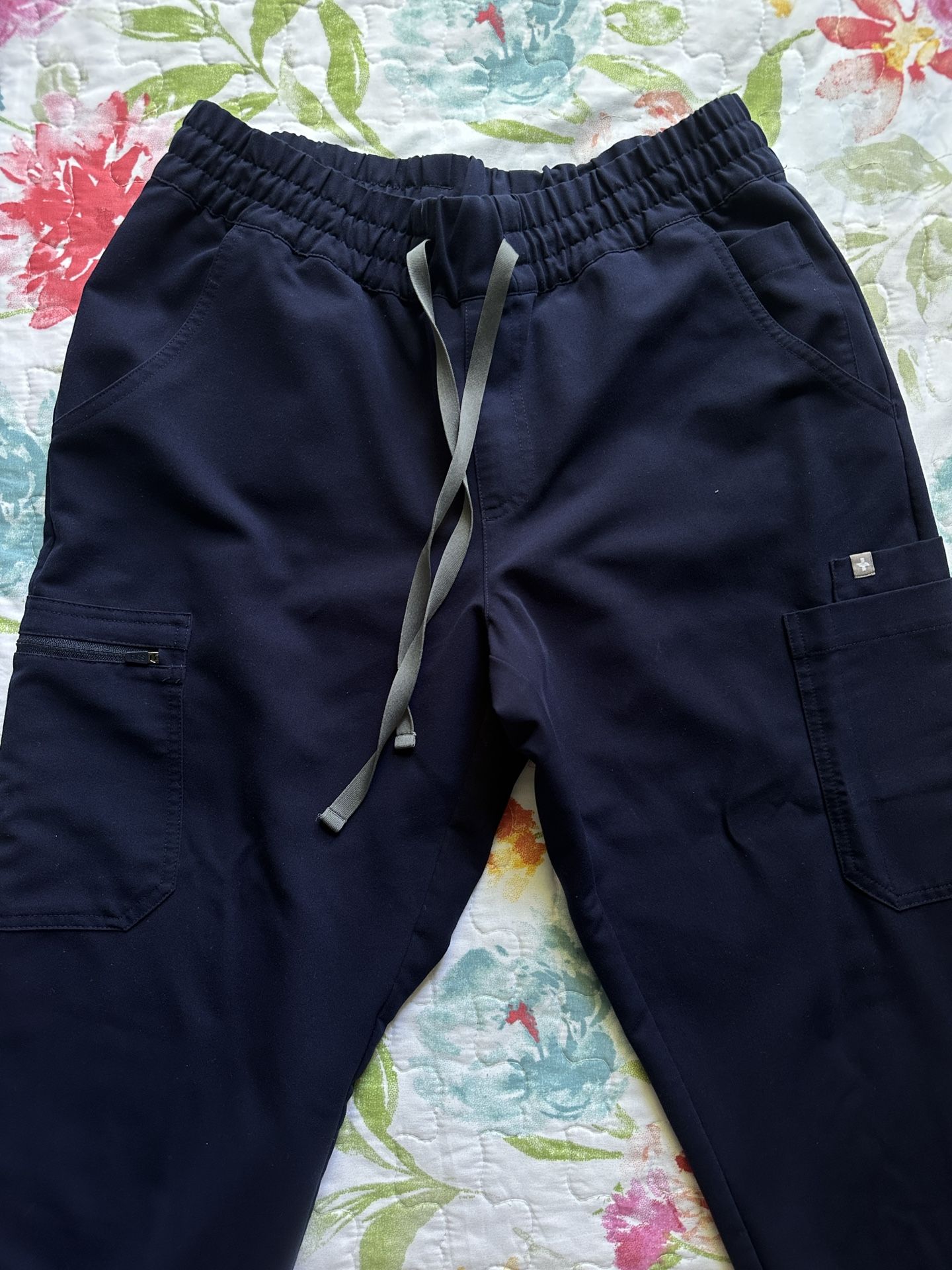 FIGS Uman Relaxed Jogger Scrub Bottom - Navy Blue - Medium - Women’s