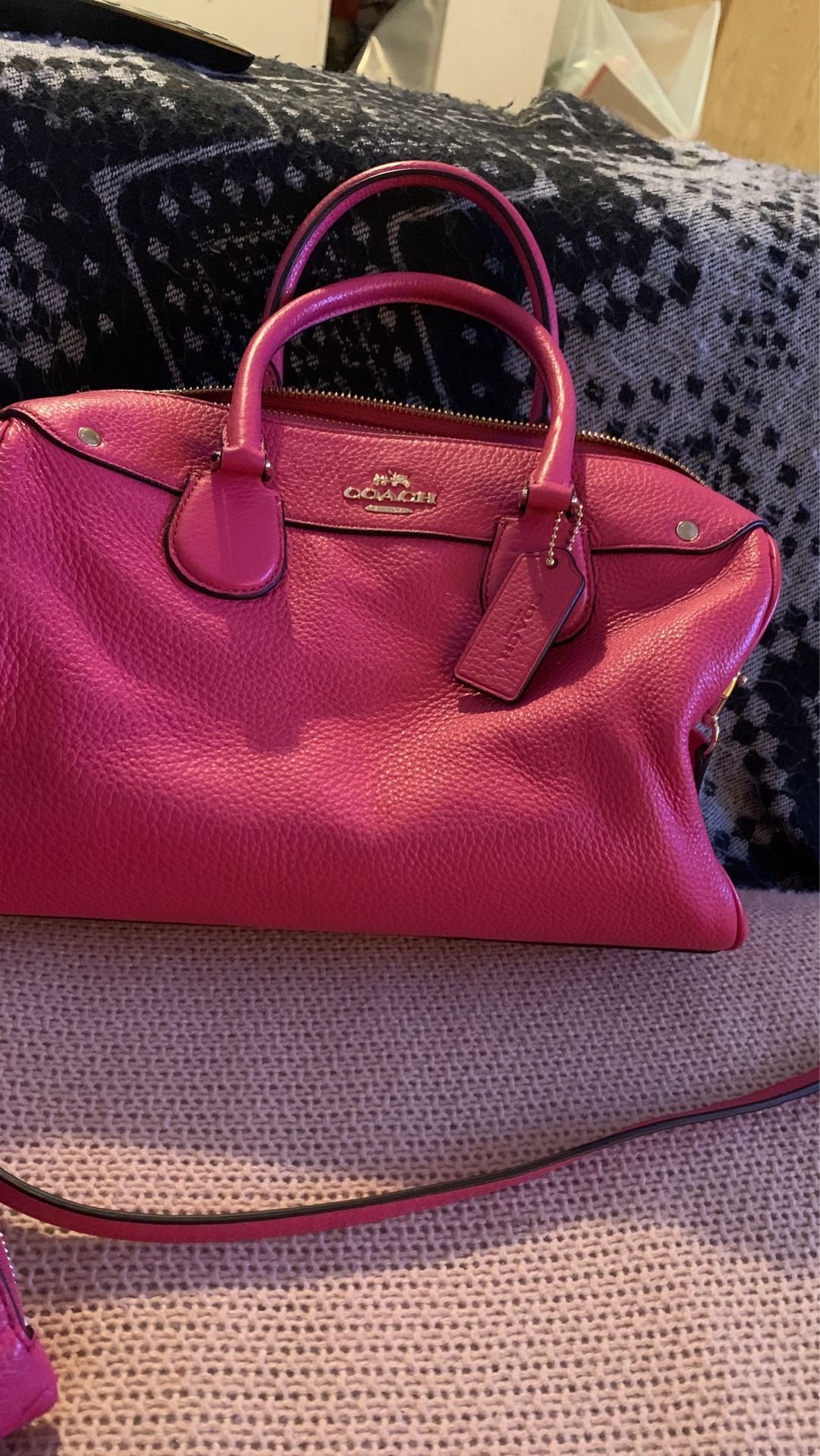Pink coach purse and wallet for Sale in Beaumont, CA - OfferUp