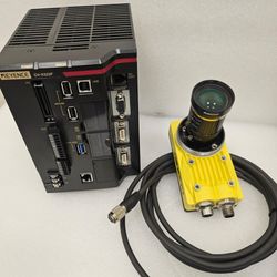 Keyence CV-X322F Vision System Controller with Camera