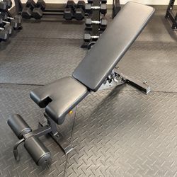 NEW Fully Adjustable Weight Bench