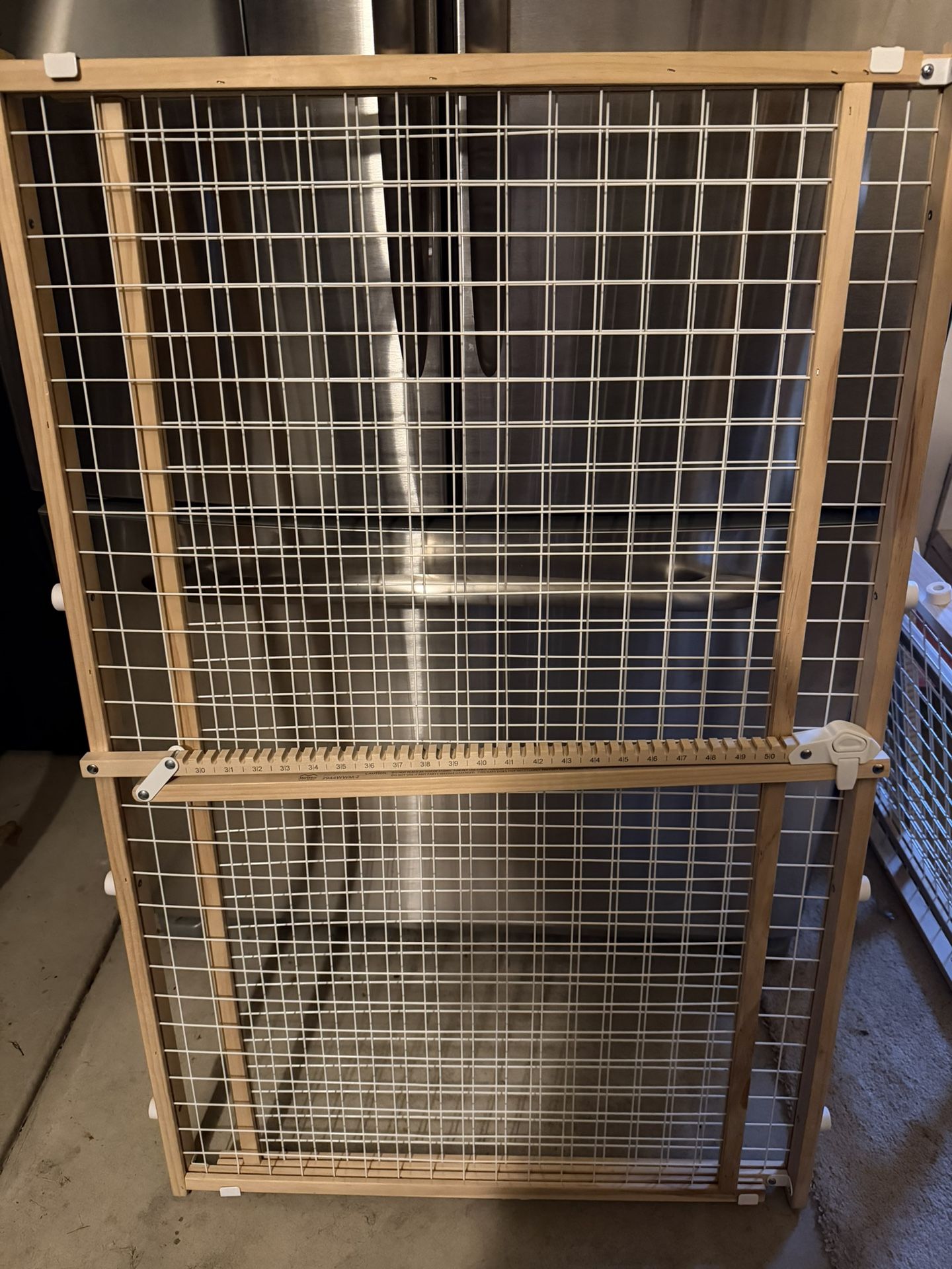 Pets Wire Mesh Pet Safety Gate (Large)