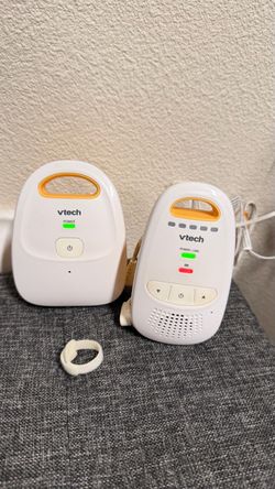 VTech Digital Audio Baby Monitor System (Model DM111)