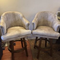 Premium Swivel Bar Stools