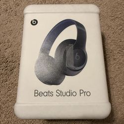 Beats Studio Pro Blue