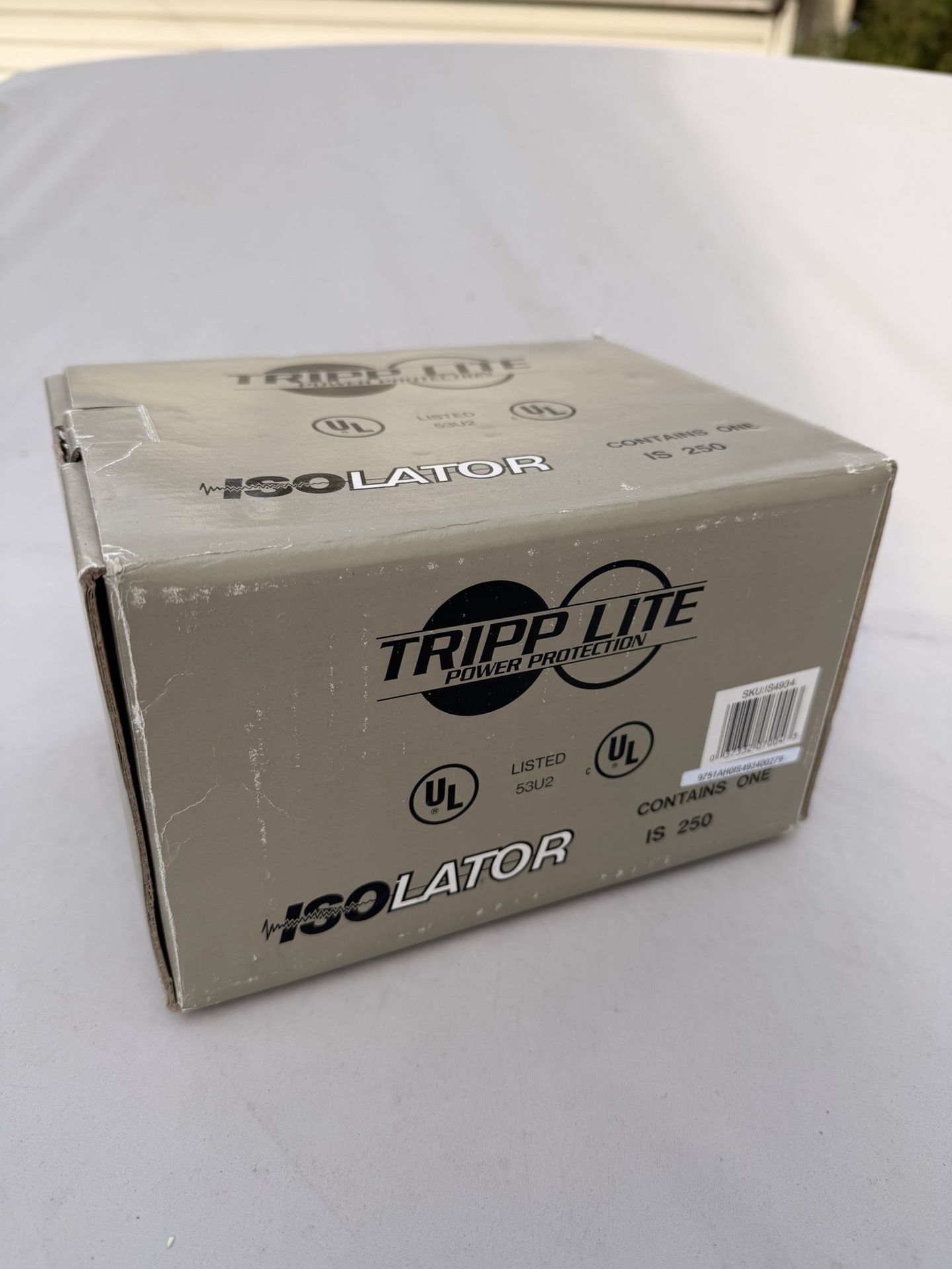Trip Lite ISOLATOR IS 250 Isolation Transformer
