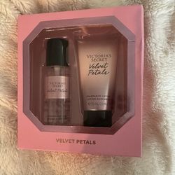 Victoria’s Secret Velvet Petals 