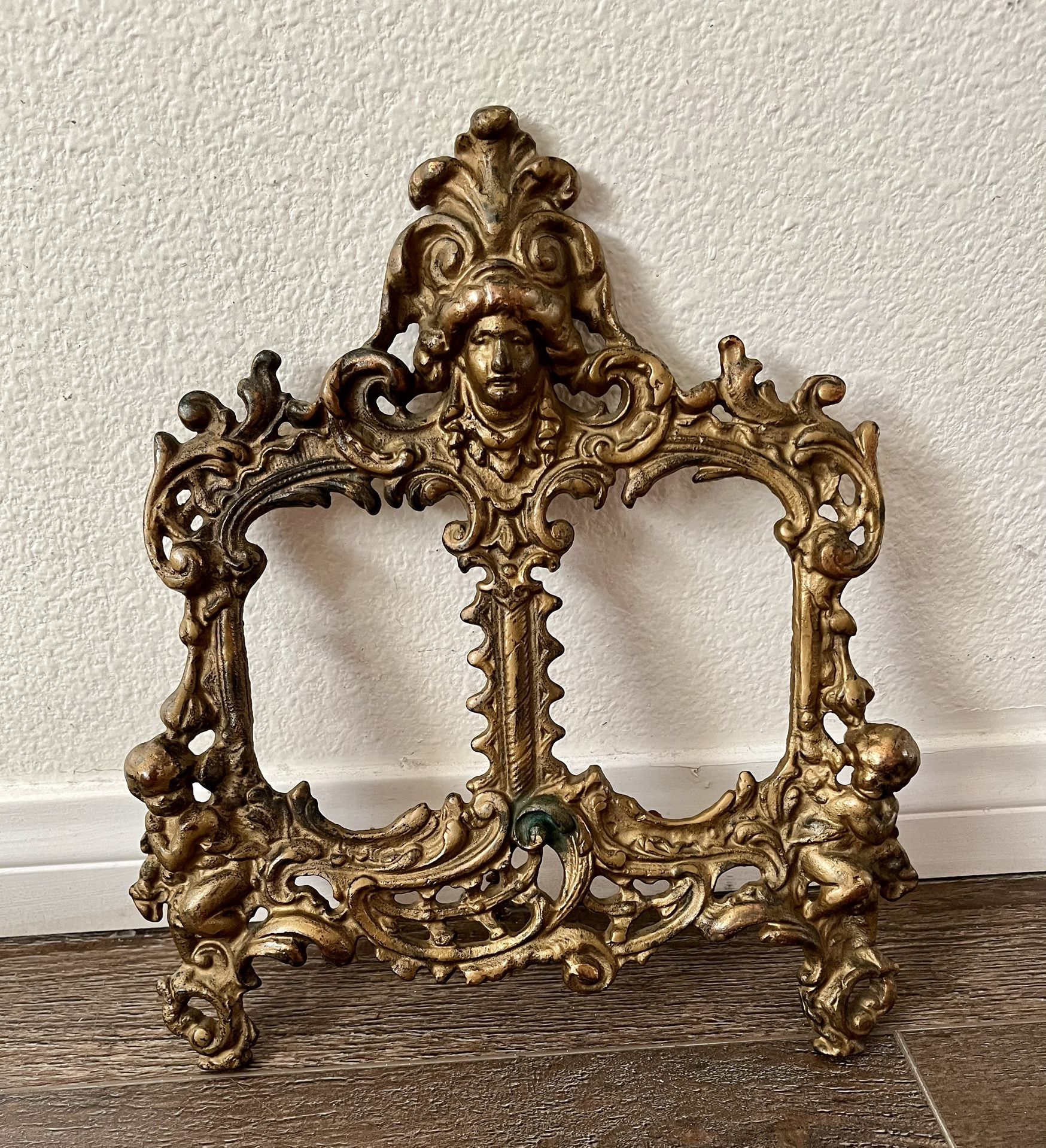 Vintage ornate solid brass picture frame 10/11 inches