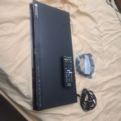 Sony Bluray + DVD + 3D player and remote+hdmi BDP-S580