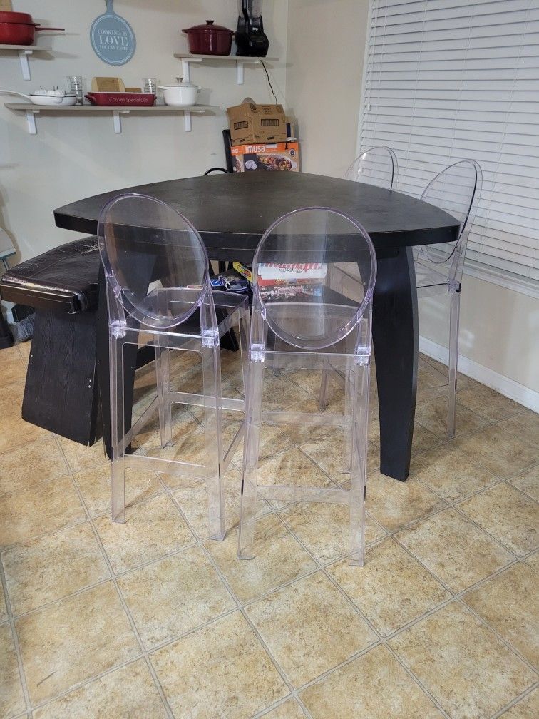 6 Person Dining Room Set