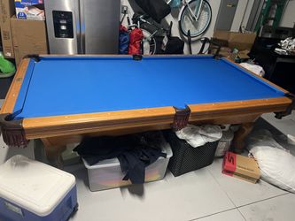 Pool table