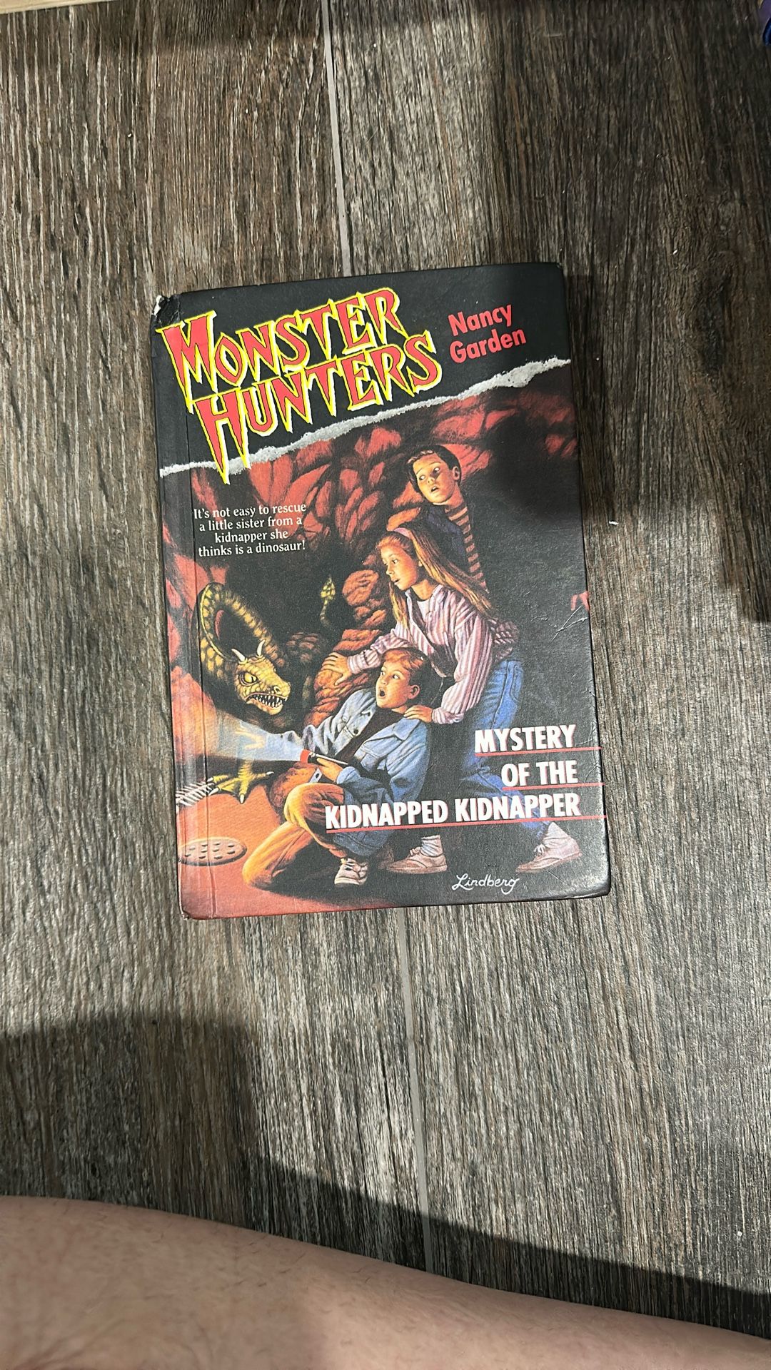 Monster Hunters: Mystery Of The Kidnapped Kidnapper (hardcover)
