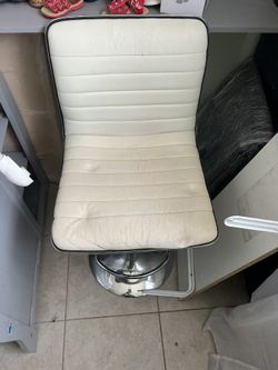 Vanity Chair 