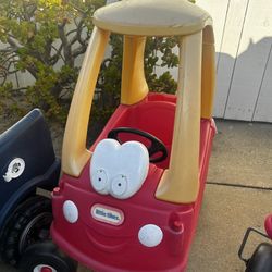 Cozy Coupe Little Tikes Car