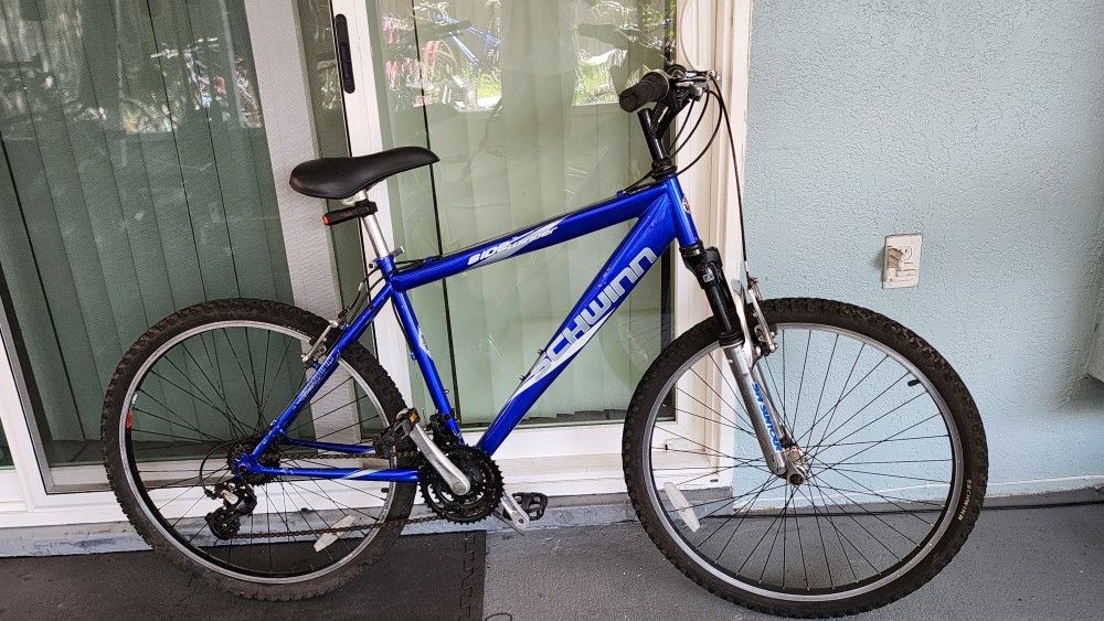 Schwinn Sidewinder Mountain Bike for Sale in Riverview FL OfferUp