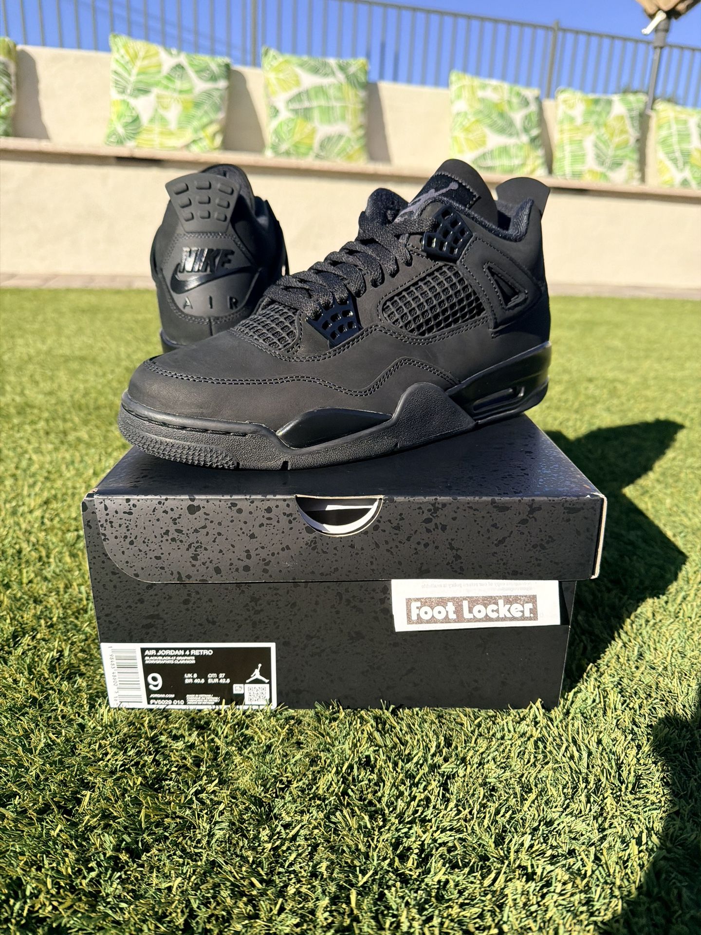 Nike Air Jordan 4 Retro Black Cat (2025) NEW/RECEIPT SIZE: 9 SOLD OUT EVERY WHERE! $350 FIRM ONLY!