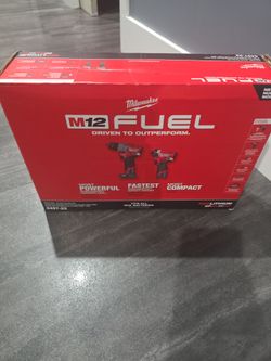Milwaukee M12 FUEL  combo kit
