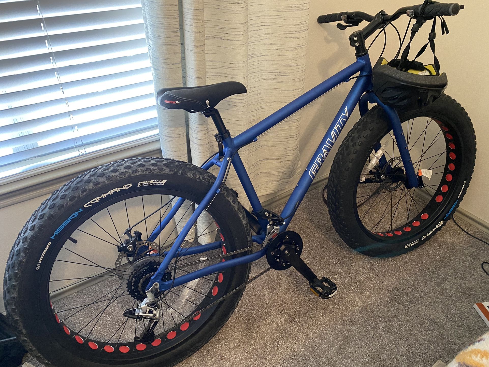 Gravity Bullseye Fat Tire Bike