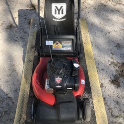 Yard machines Self propelled Lawnmower
