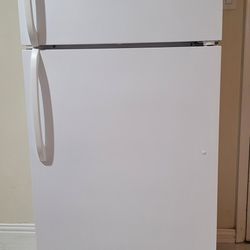 Refrigerador Frigidary  16.5 Cubic Feet