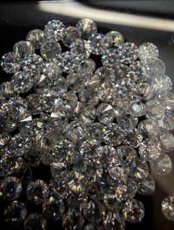 100 VS GH color lab diamonds ( 3 carat ) total