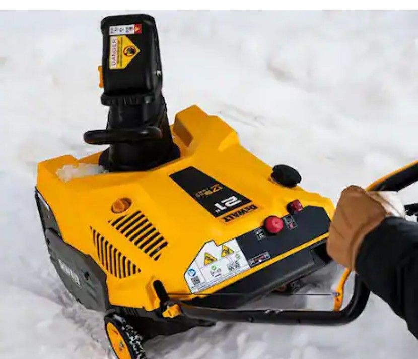 DeWalt Snow Plower