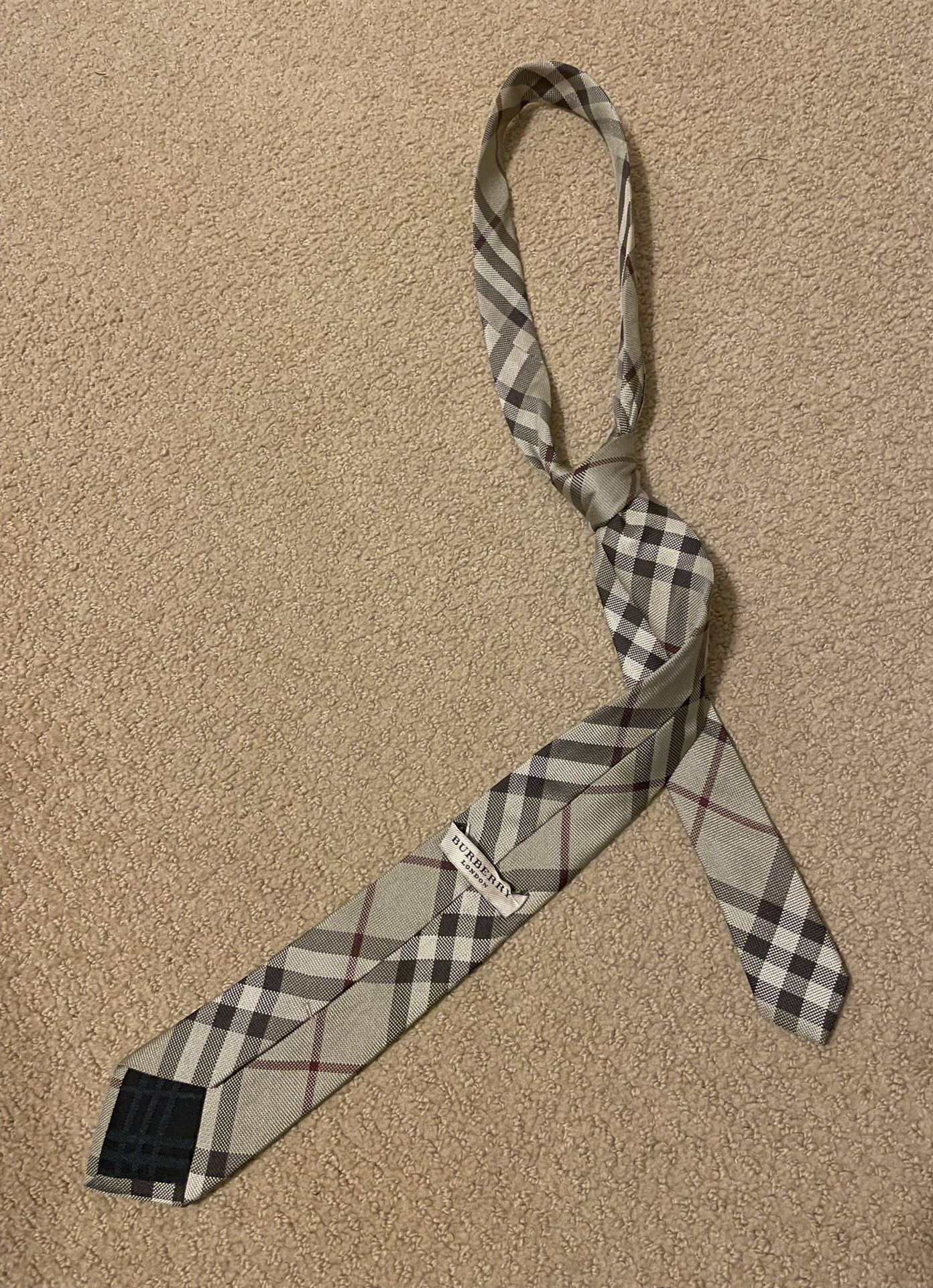 Burberry nova tie sales