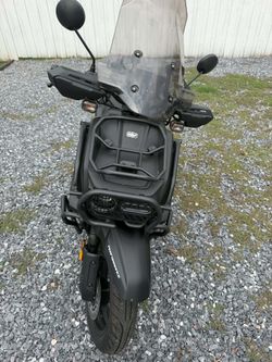 2026 Taro Supermach 200cc Adventure Scooter Matte Black