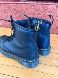 Dr Martens girls