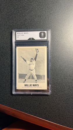 Willie Mays 1977 TCMA #8- Graded 8