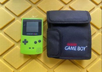 Nintendo Gameboy Color Bundle