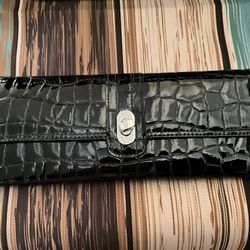 Black Patent Clutch