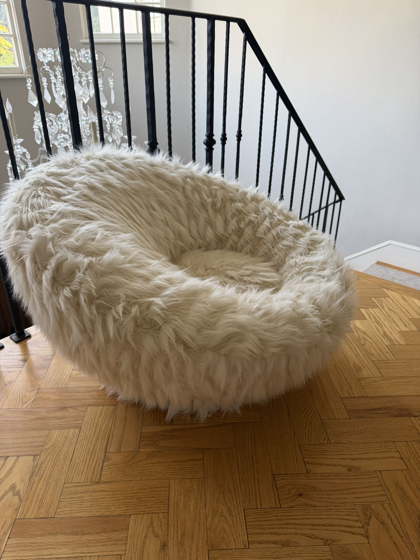 Ultra Plush Faux Fur Lounge Chair