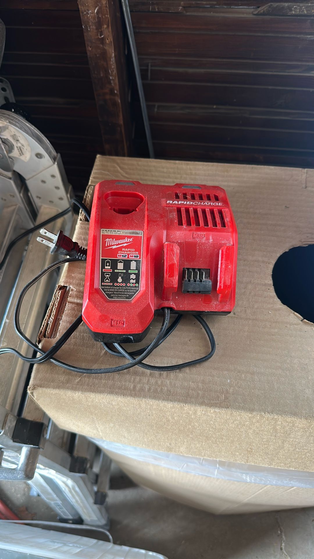 Milwaukee M12/M18 Rapid Charger