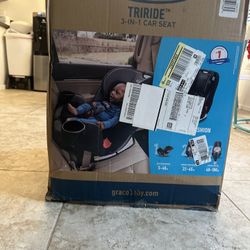 Graco Triride 3in1 Car Seat , Color Kipling 