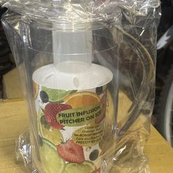 96 Ounce Fruit Infusion Picture On Ice